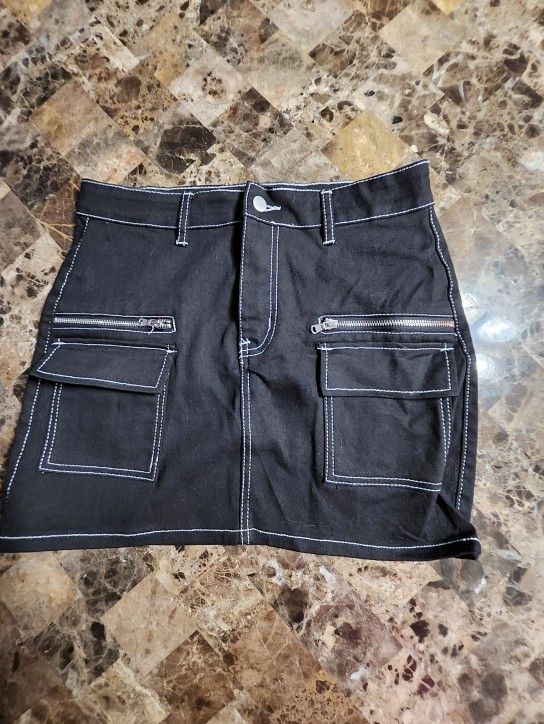 Womens Black Skirt Sz L * New*
