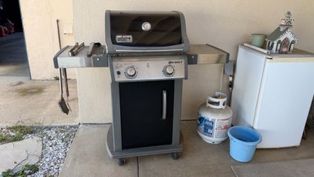 Weber 2 burner grill