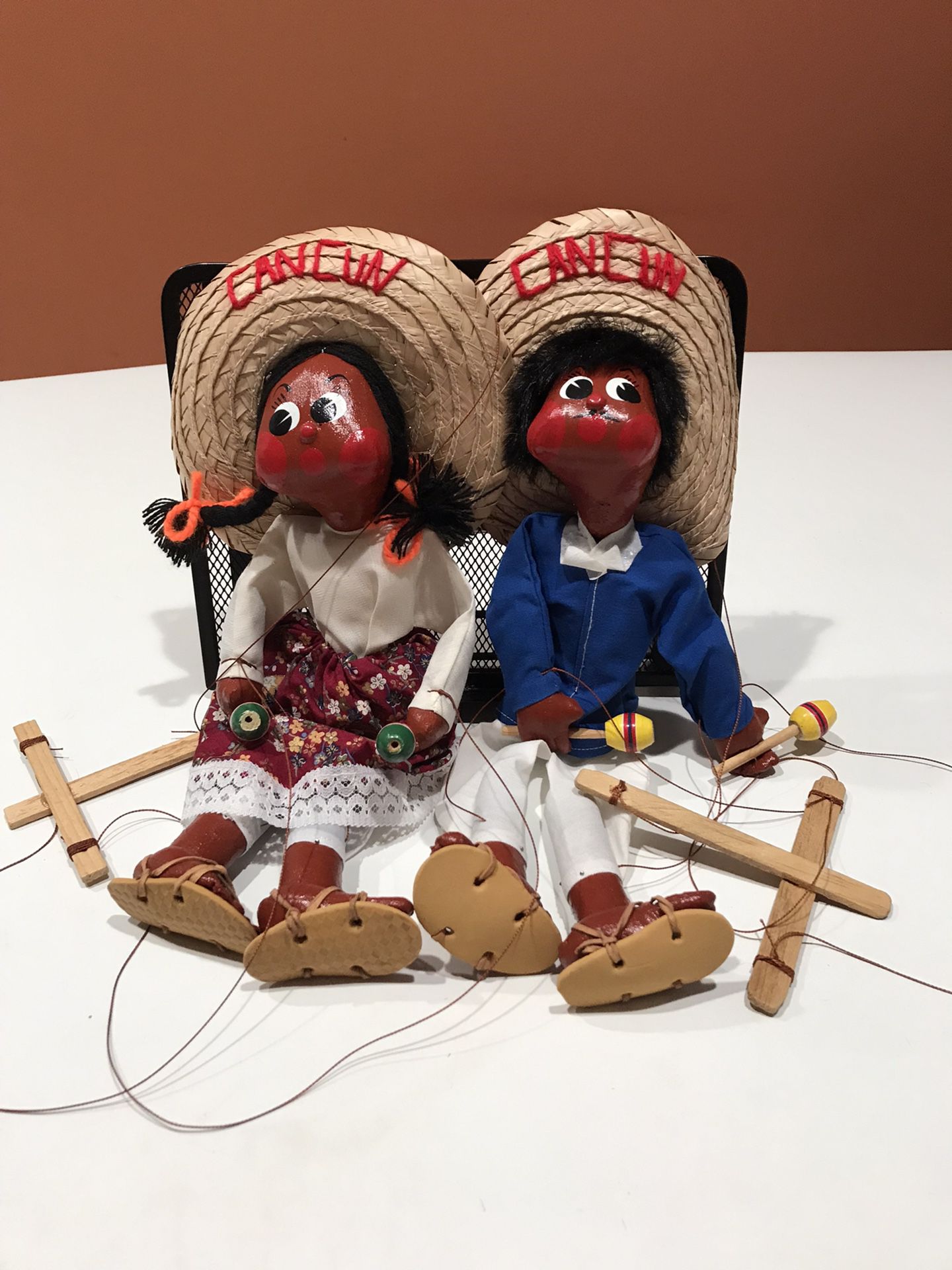 NWOT Lovely Couple of Mexican Dancing String Controlled Marionettes, 14” tall
