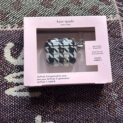 Kate Spade New York AirPods 3 generation case