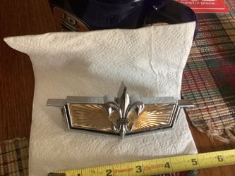 Caprice Crest car emblem nineteen seventy seven to 80 Excellent condition Par no. 343597 Plainfield, Illinois