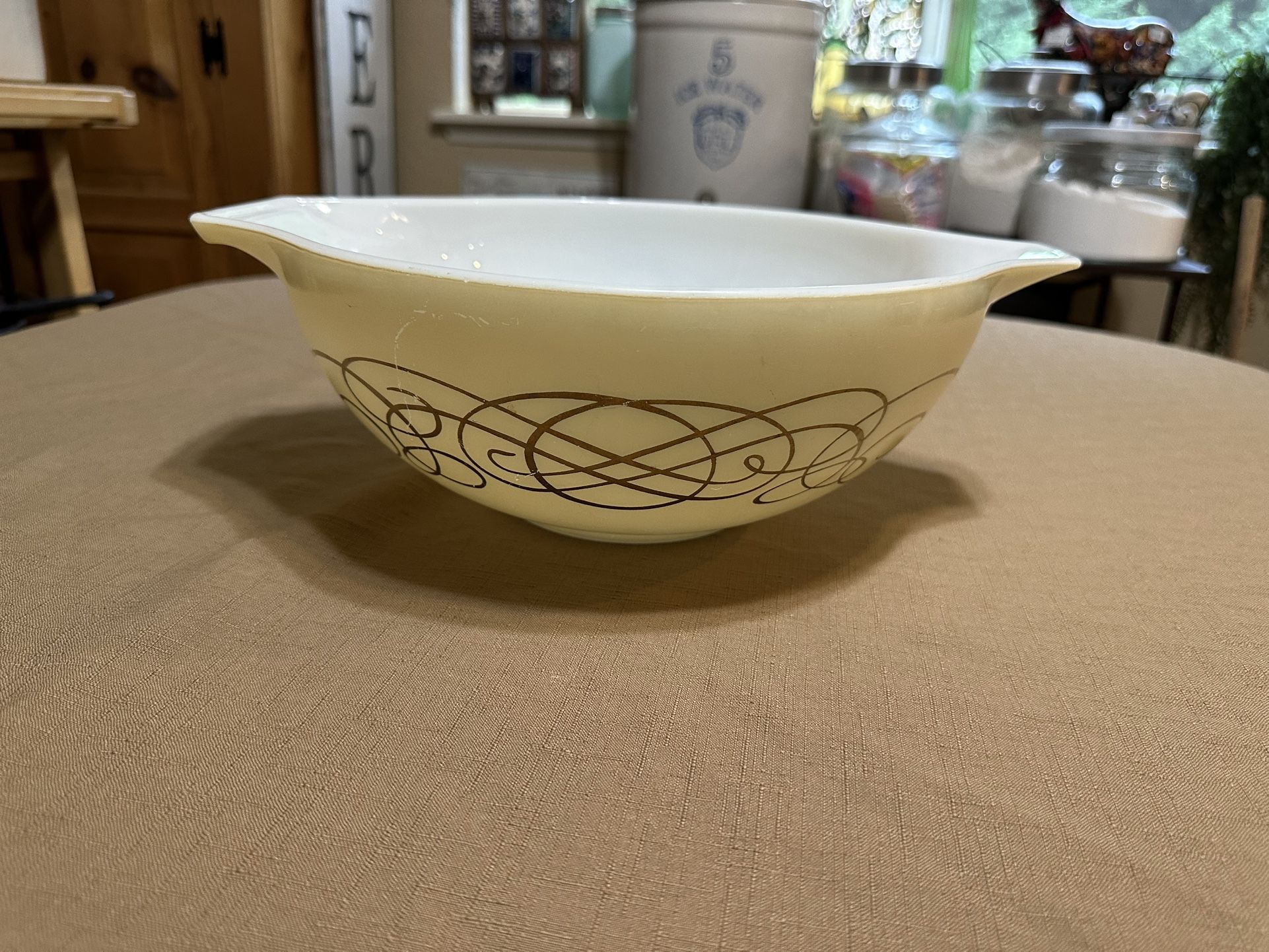 Vintage Pyrex # 444 Golden Scroll Cinderella Mixing Bowl 