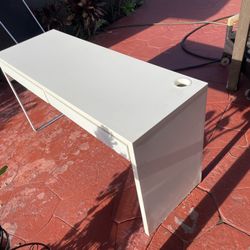 White Desk With Drawers