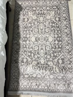 Rug
