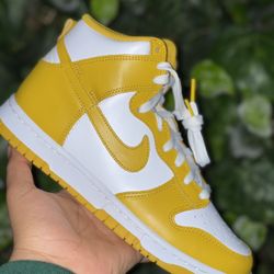 Nike Dunk High Dark sulfur (W)