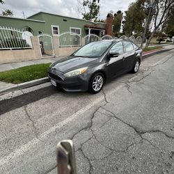 Ford Focus SE 2015
