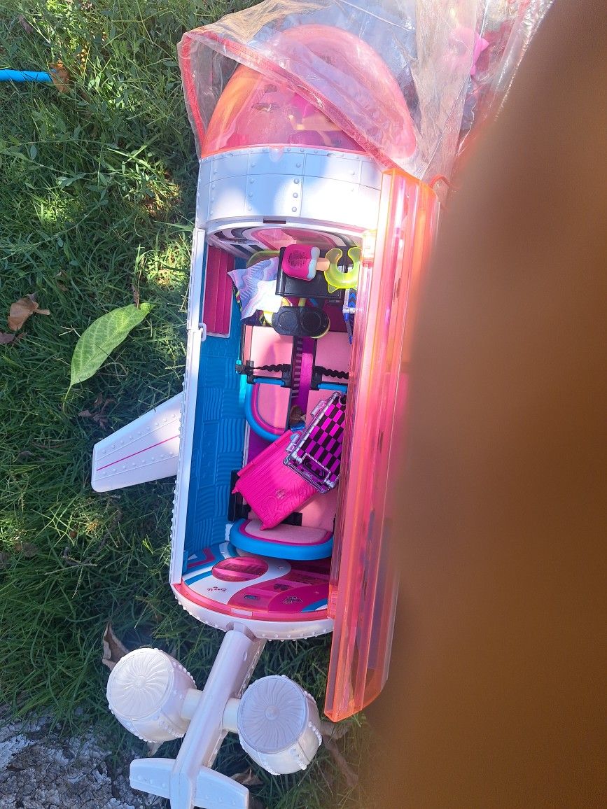 Lol Dolls Airplane