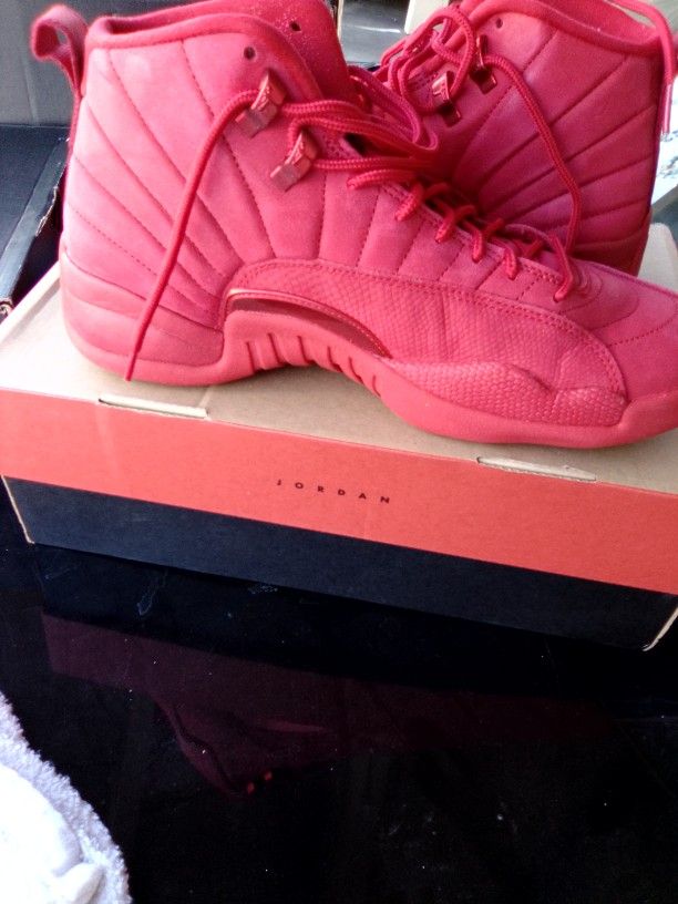 Jordan 12 Retro