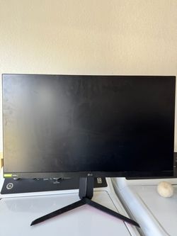 LG ultra gear 32 monitor