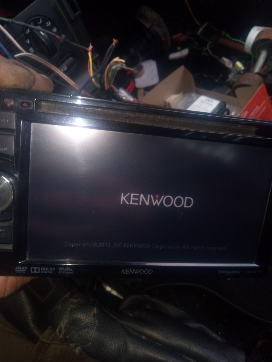 Kenwood Audio Receiver Touch Screen Clean No Scratches
