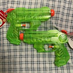 New Toy Water Blasters Lot