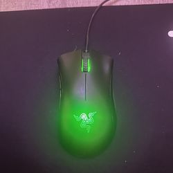 RAZER DEATHADDER MOUSE