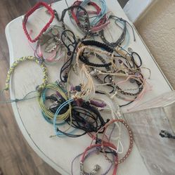 Bracelets Various 