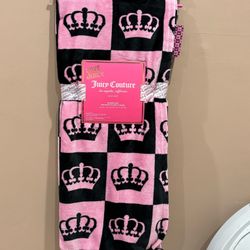 Juicy Couture Oversized Blanket 
