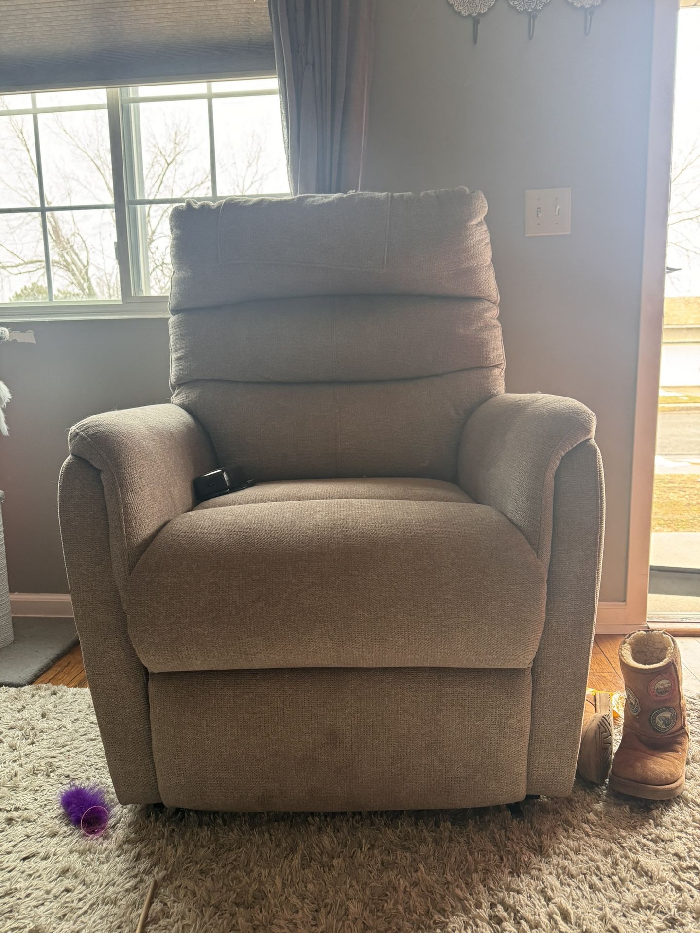 Ultra Comfort Power Lift And Recline