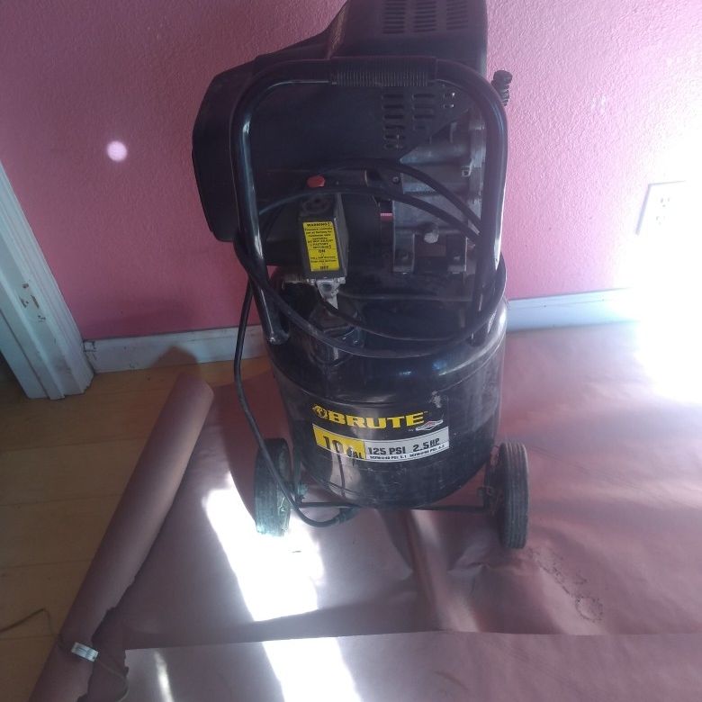 Brute 10 gallon air compressor deals