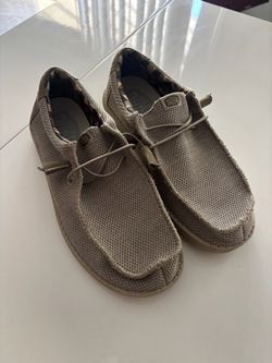 Hey dude shoes
