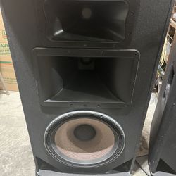 2 Large JBL Speakers 