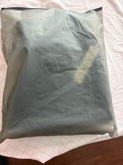 Fear of God Essentials shorts (black