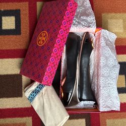 Tory Burch Chelsea Ballet Flats- Brand New