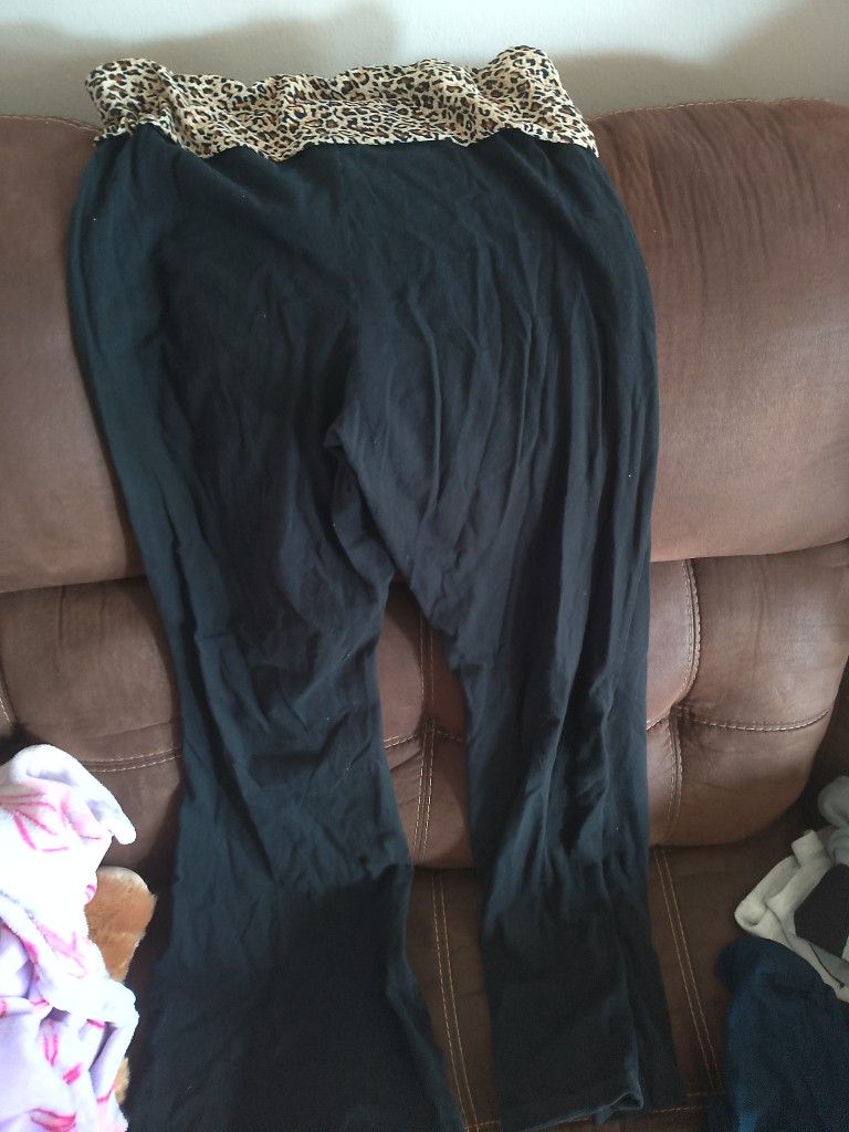 Black And Animal Print Fold Over Flared Leggings