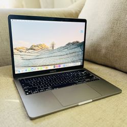 Macbook Pro 13 inch M1 8Gb Ram 256Gb Storage 