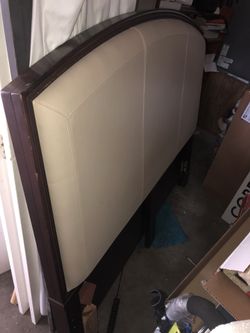 All WOOD LEATHER HEADBOARD - QUEEN SIZE