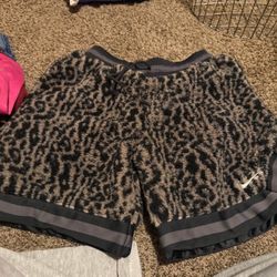 Nike Leopard Shorts 