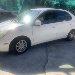 2003 Toyota Prius