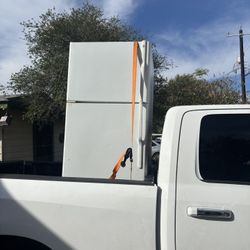 Fridge And Dishwasher 