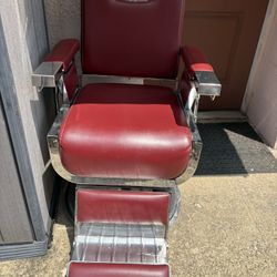 Barber Chair (brand New)