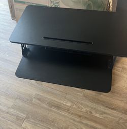 Adjustable Electric Standing Desk,