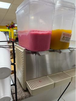 Crathco 3-dispenser refrigerated machine