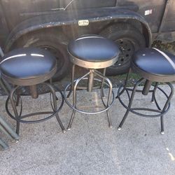 Bar stools swivel by Richardson seating Corp