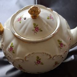 1840 English Teapot