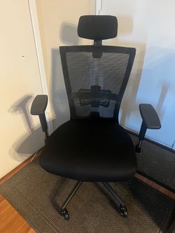 Black Mesh High-Back Office Chair