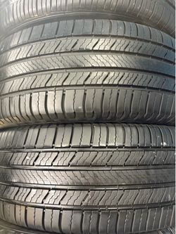 215-60-16 Michelin