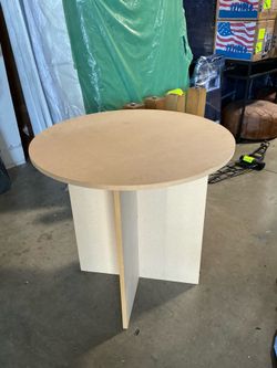 Round table