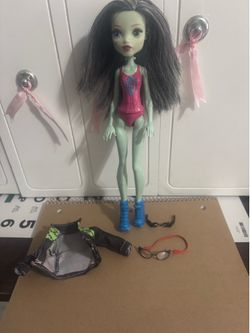 Monster High Ghoul Spirit Frankie Stein doll