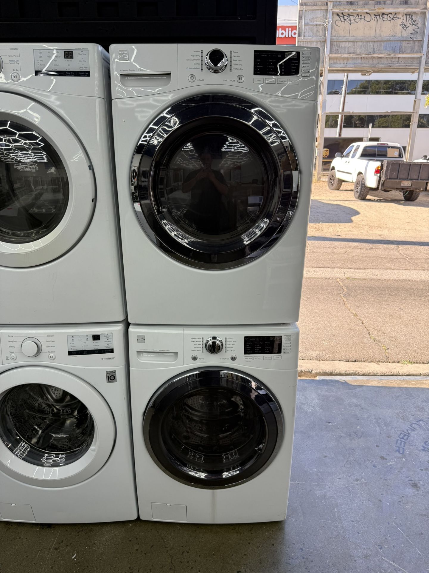 Kenmore washer and gas dryer set 