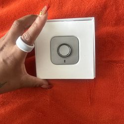 Black Oura Ring W/ charger (Size 9)