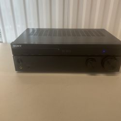 Sony STR-DH190 2-Channel Stereo Receiver Bluetooth Phono Aux Input. NO Remote. Used in very good condition with very very minor cosmetic blemishes. Th