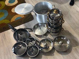 aluminum tamale steamer / stock pot & lots of other pots & pans