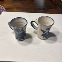 Vintage ceramic mugs 