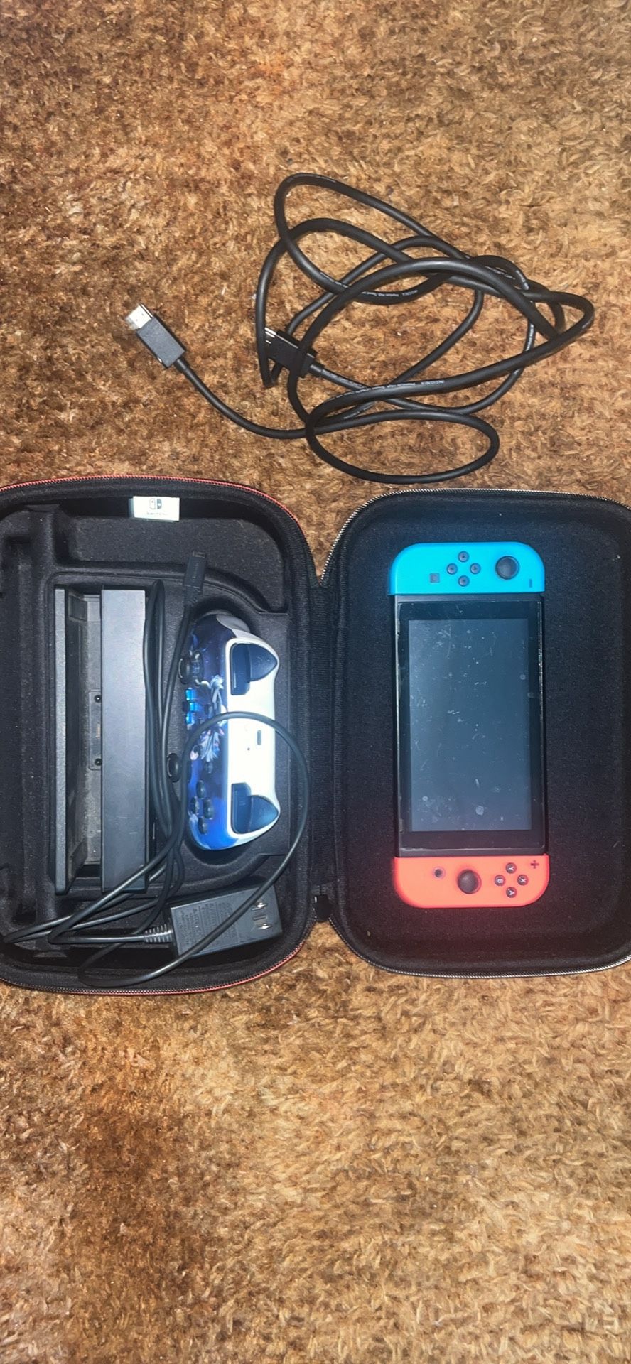 Nintendo Switch - 2 Games & Accessories