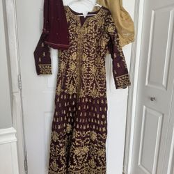 Indian/Pakistani Dress 