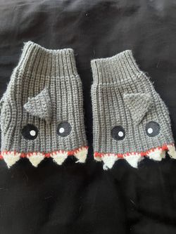 Shark Gloves 