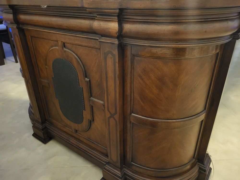 Wooden Bar