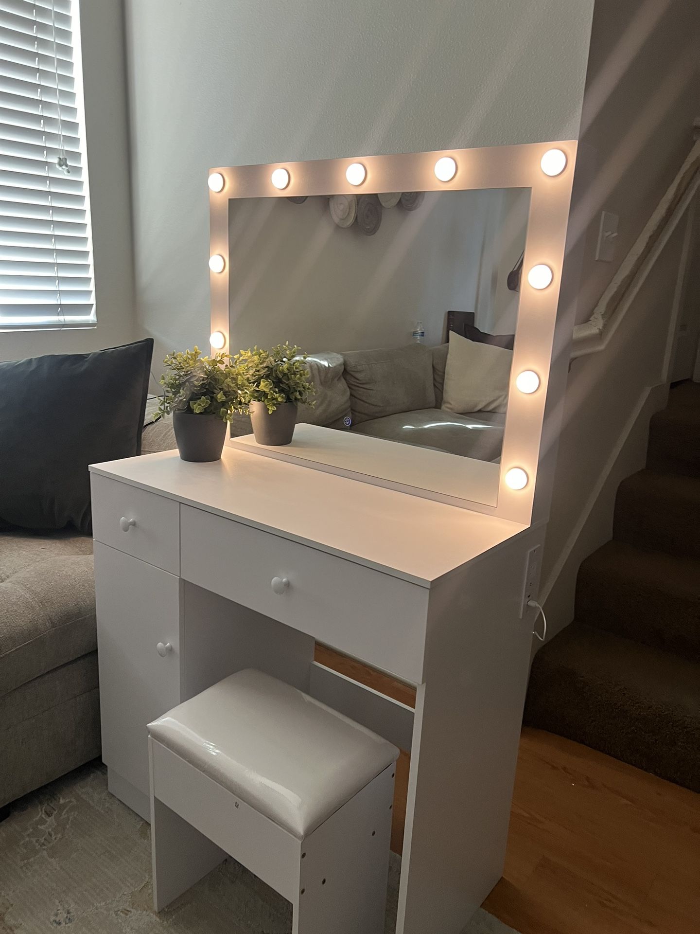 New Beautiful Vanity