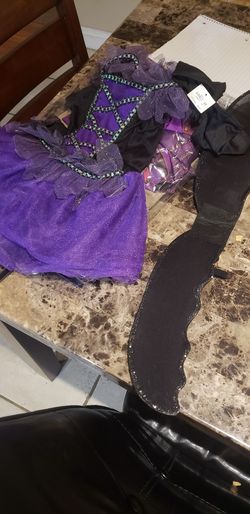 Bat costume. Size 2-3.